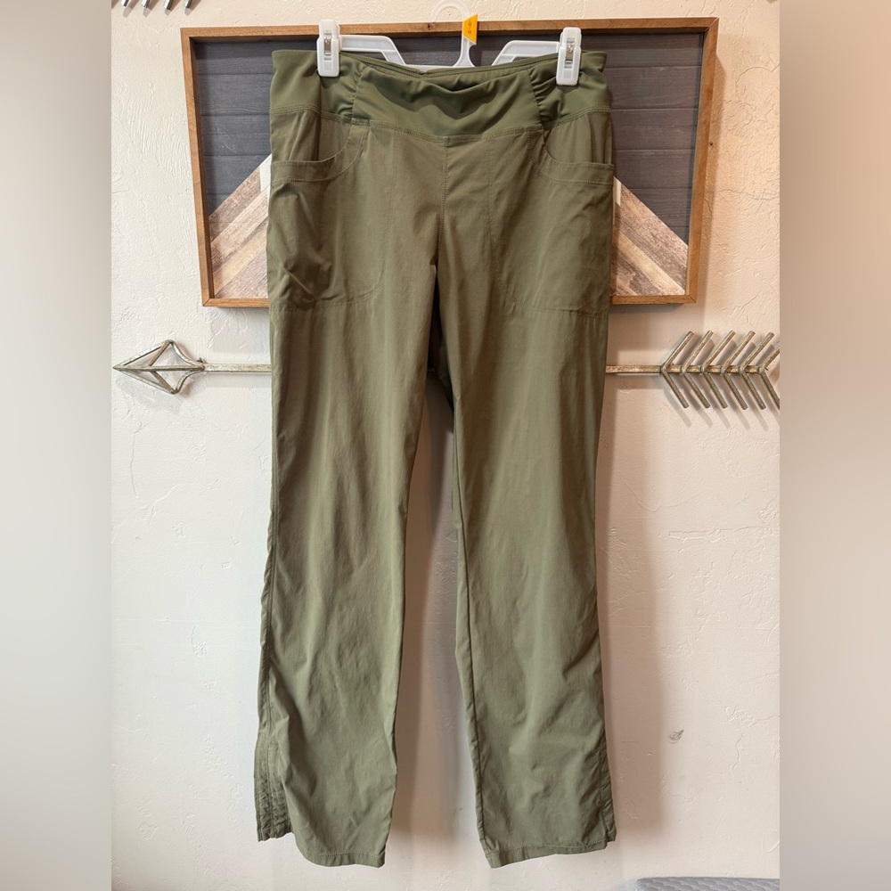 Mountain Hardware Pants